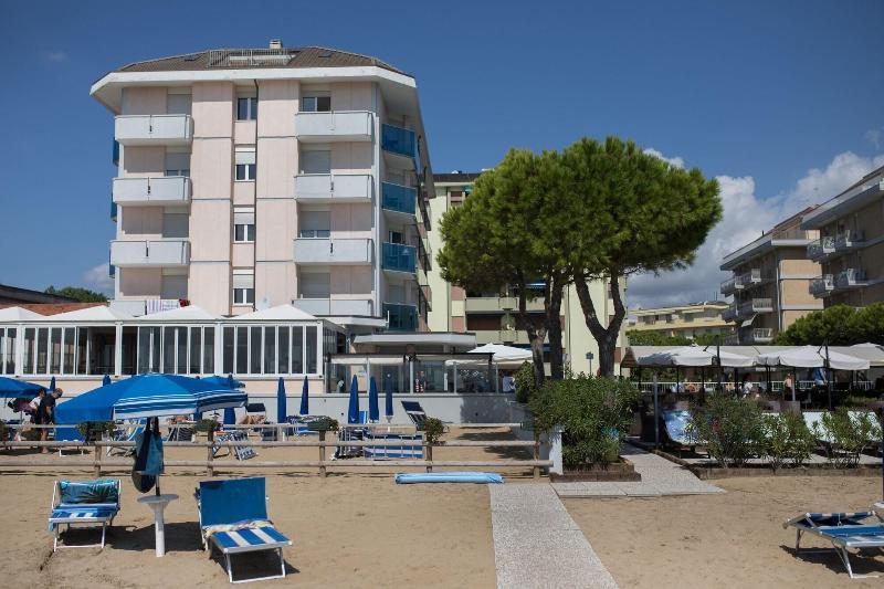 Hotel La Bussola リド・ディ・イエゾロ エクステリア 写真