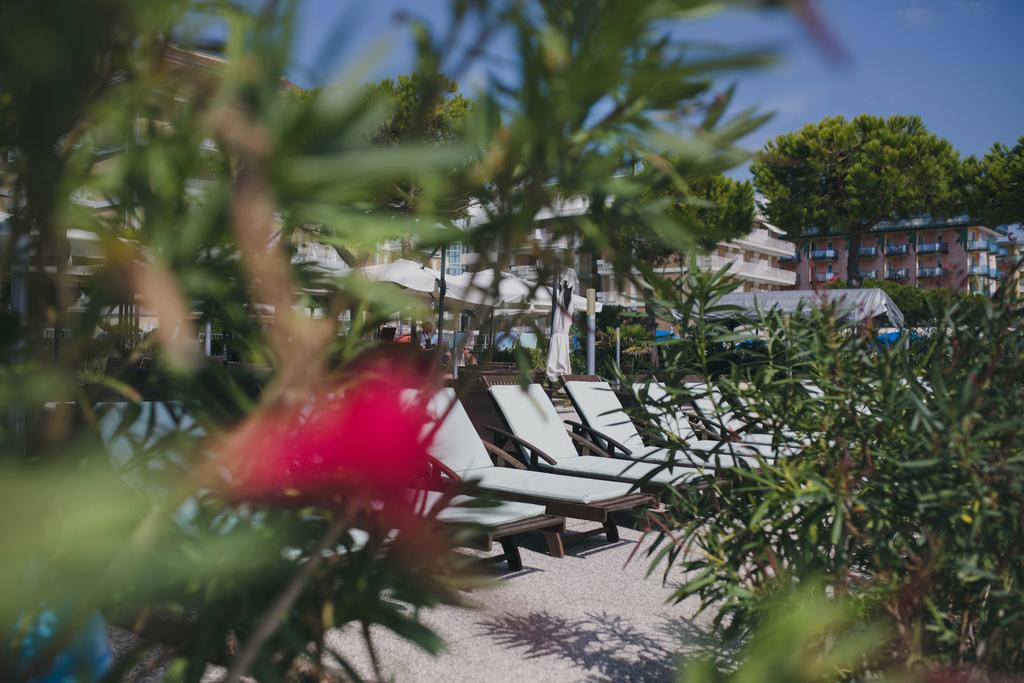 Hotel La Bussola リド・ディ・イエゾロ エクステリア 写真