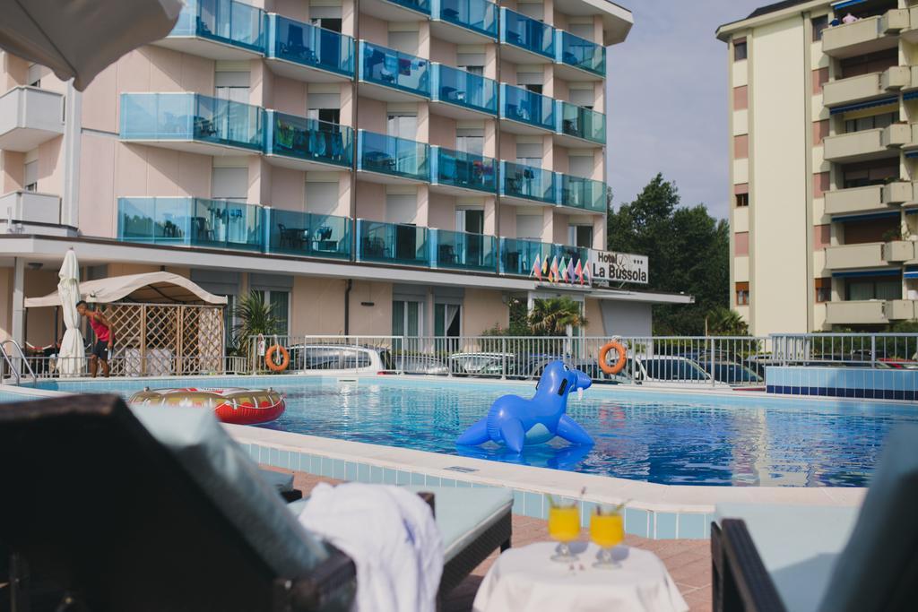 Hotel La Bussola リド・ディ・イエゾロ エクステリア 写真